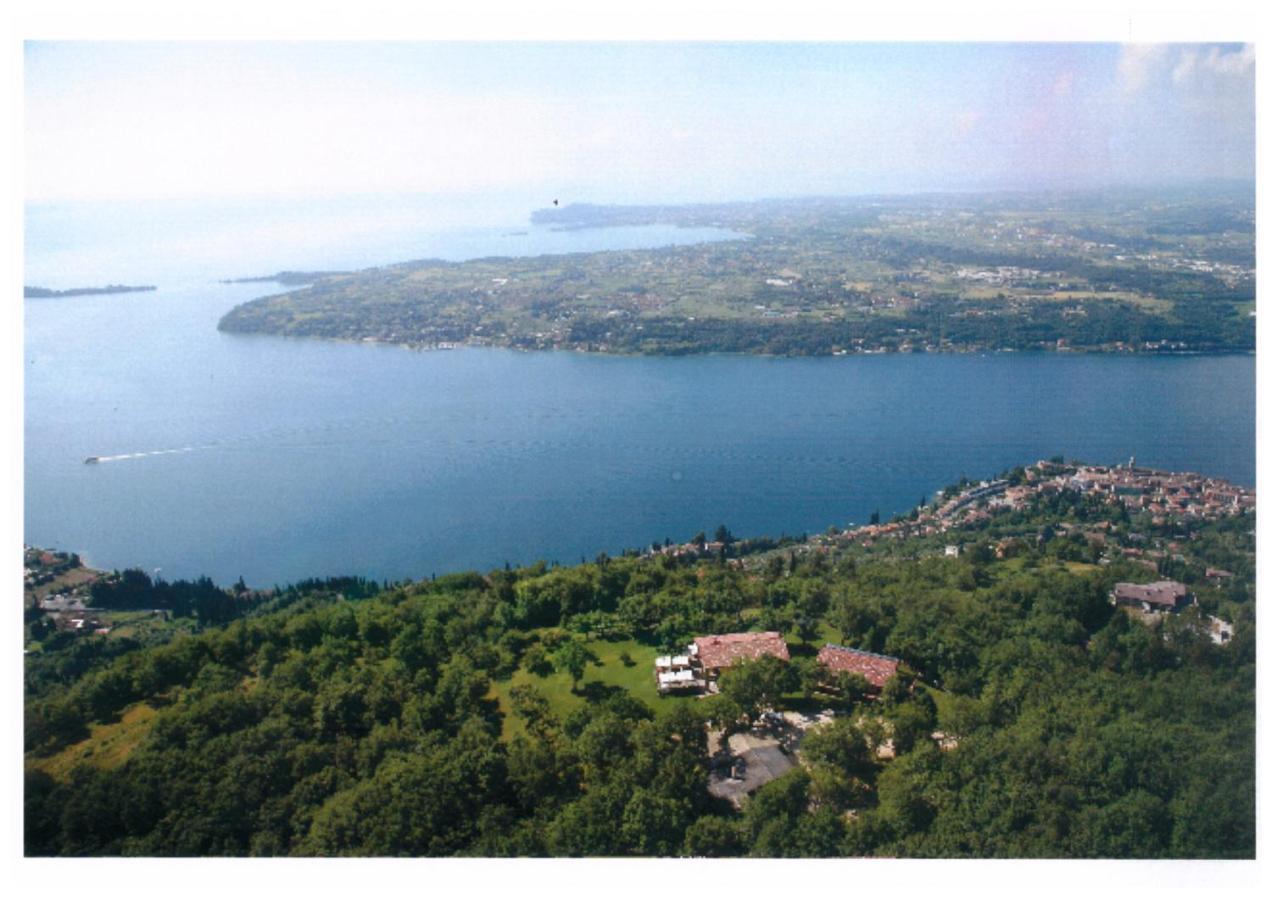 La Fiocchina - Magic Place - Apartments & Studios In Garda Lake - Countryside Farmhouse, Inside The Middle Of The Lake サロ エクステリア 写真