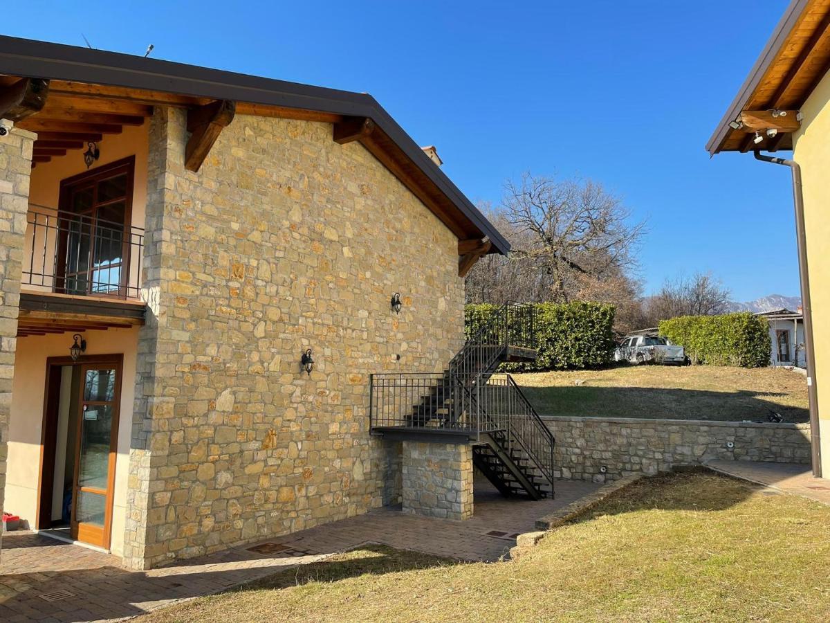 La Fiocchina - Magic Place - Apartments & Studios In Garda Lake - Countryside Farmhouse, Inside The Middle Of The Lake サロ エクステリア 写真