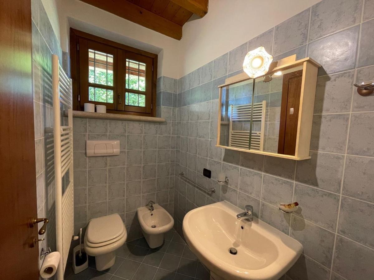 La Fiocchina - Magic Place - Apartments & Studios In Garda Lake - Countryside Farmhouse, Inside The Middle Of The Lake サロ エクステリア 写真