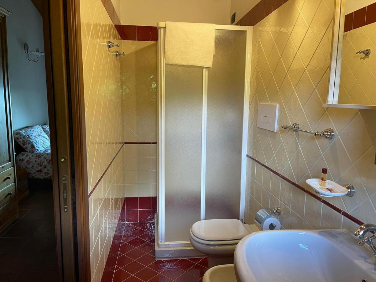 La Fiocchina - Magic Place - Apartments & Studios In Garda Lake - Countryside Farmhouse, Inside The Middle Of The Lake サロ エクステリア 写真