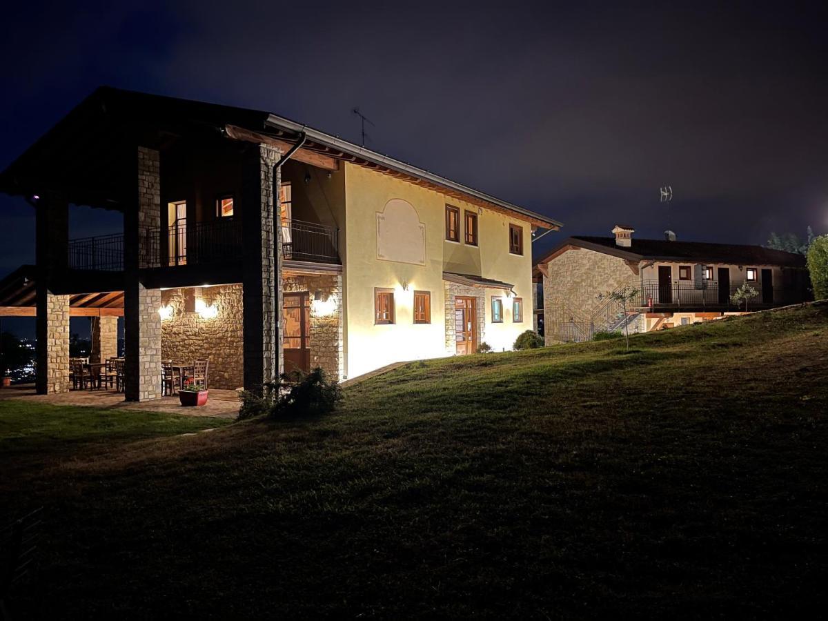 La Fiocchina - Magic Place - Apartments & Studios In Garda Lake - Countryside Farmhouse, Inside The Middle Of The Lake サロ エクステリア 写真