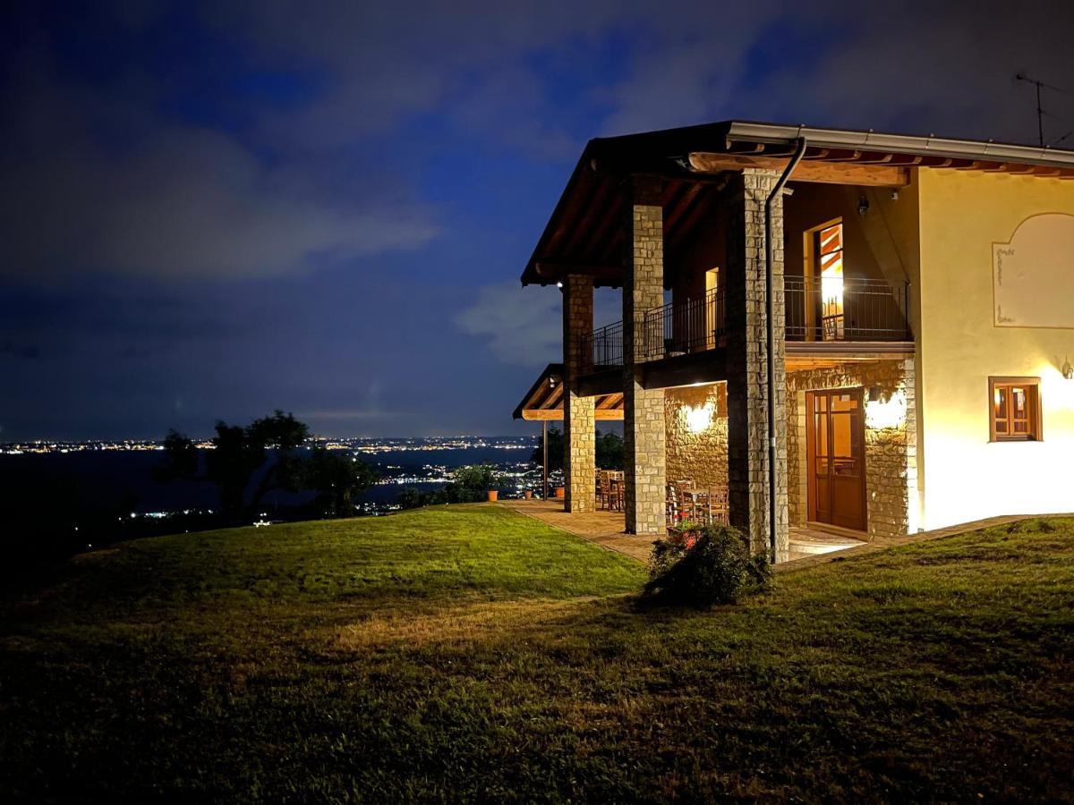 La Fiocchina - Magic Place - Apartments & Studios In Garda Lake - Countryside Farmhouse, Inside The Middle Of The Lake サロ エクステリア 写真